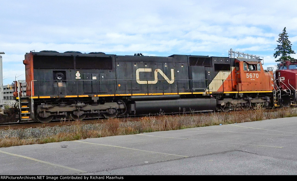 CN 5670